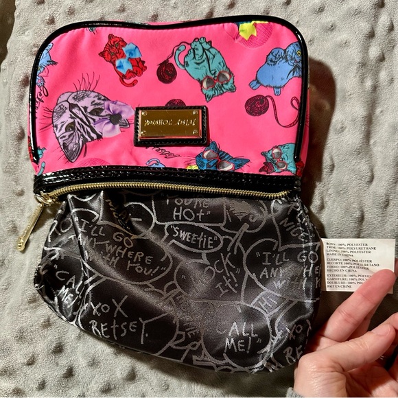 Betsey Johnson Neon Pink Kitten & Yarn Bag - Picture 6 of 9